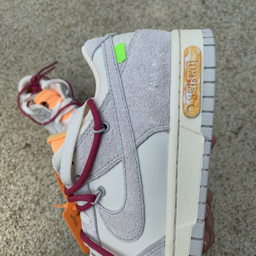 N*ke  Sneakers  Dunk Low OFF WITE Lot 50