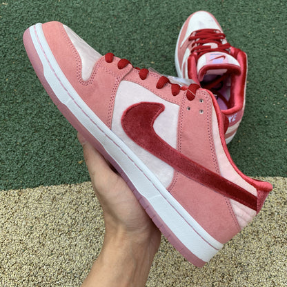 N*ke  Sneakers Dunk SB X Stragelove