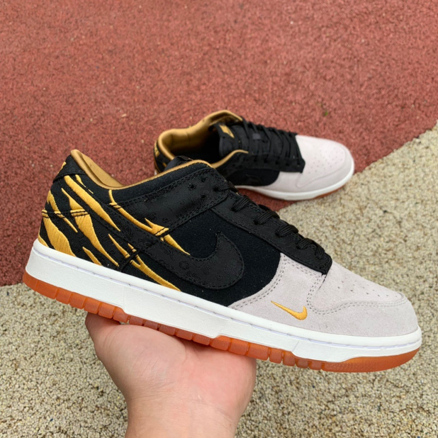 N*KE Dunk Year of the Tiger Black Sneakers 46