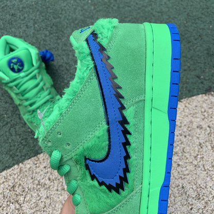 N*ke  Sneakers  Dunk Low Grateful dead