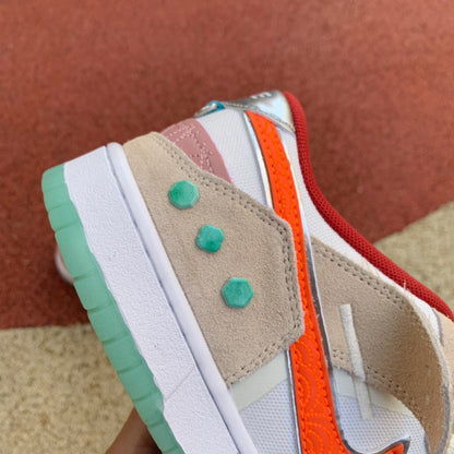 N*KE Dunk Scrap Sneakers  46