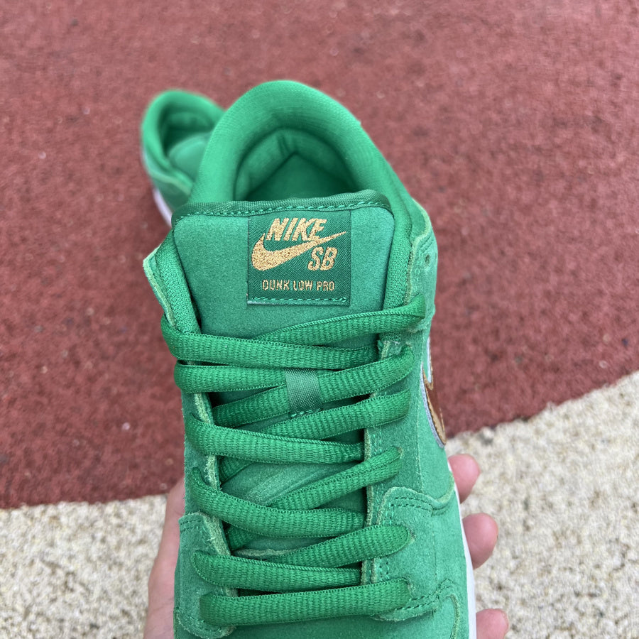N*ke Sneakers Dunk Patrick's Day SB Low   46