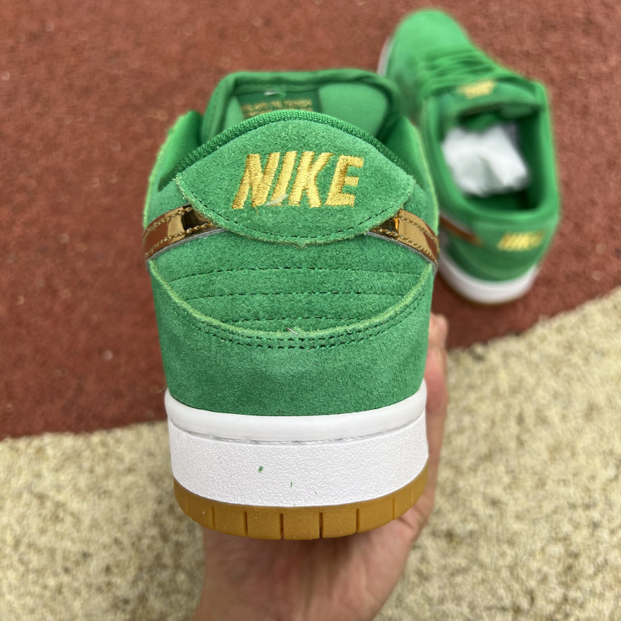 N*ke Sneakers Dunk Patrick's Day SB Low   46