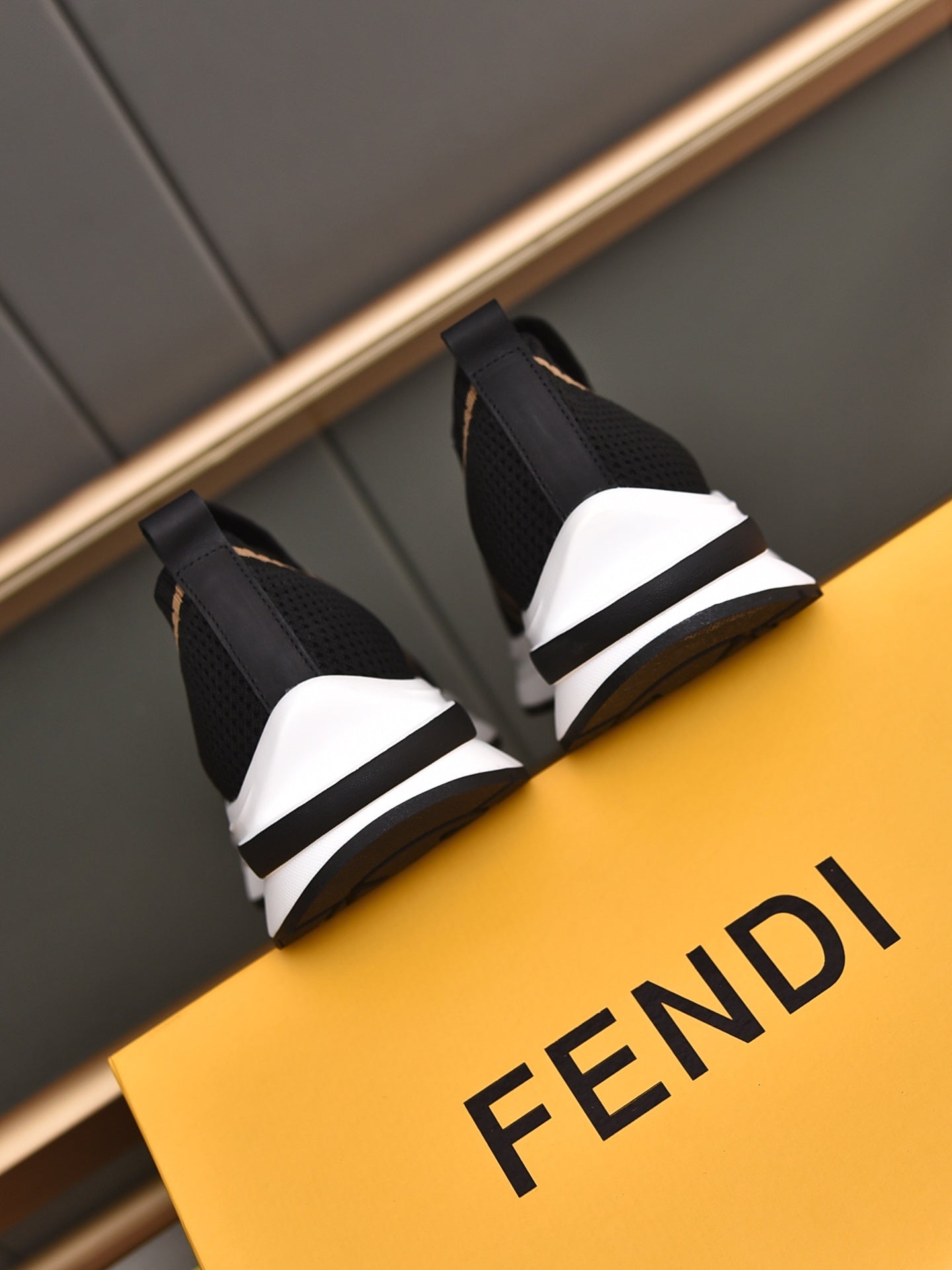 FEN  Sneakers Trainers
