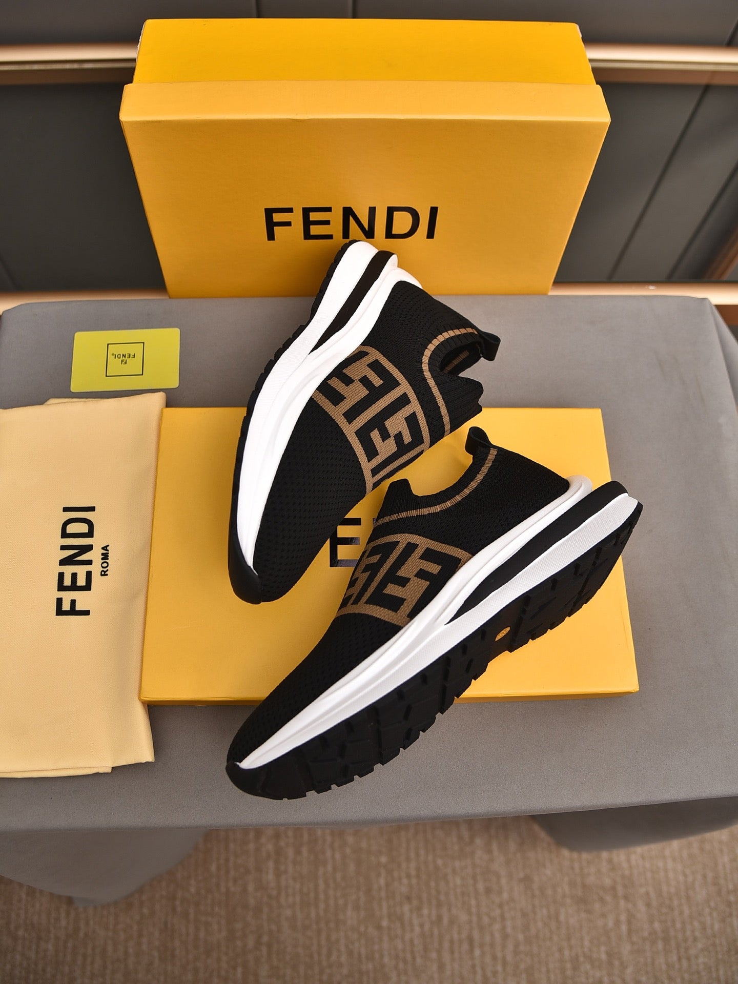 FEN  Sneakers Trainers