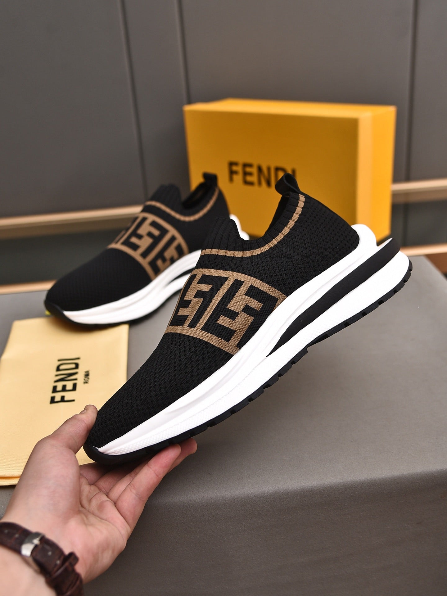 FEN  Sneakers Trainers