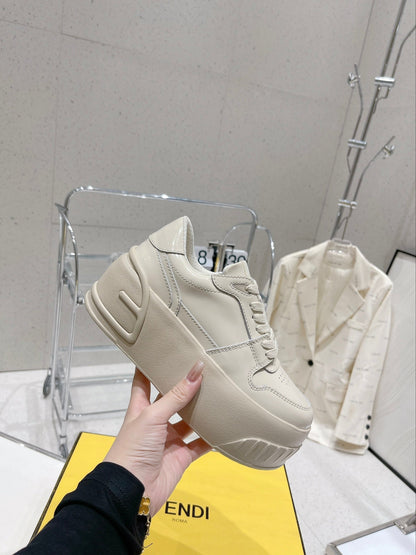 FEN  Sneakers Low  2 Color 's WEDGE