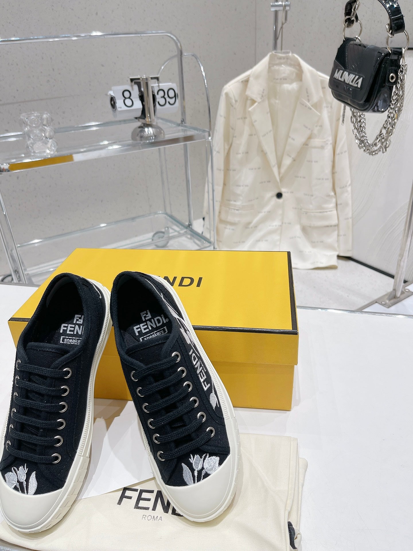 FEN  Sneakers Low  2 Color 's