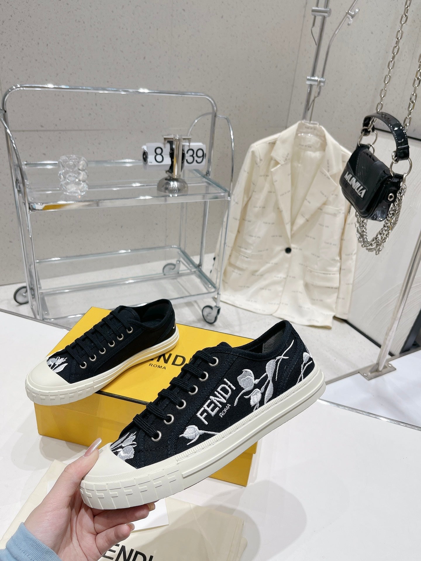 FEN  Sneakers Low  2 Color 's