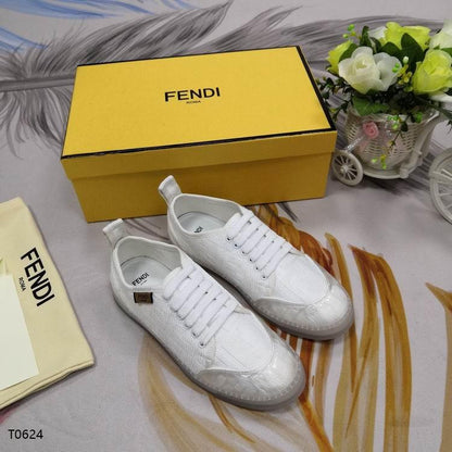 Fen Sneakers White