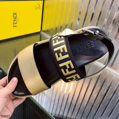 Fen Sandals Gold