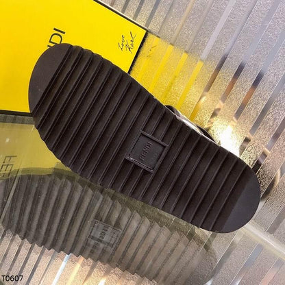 Fen Sandals Gold