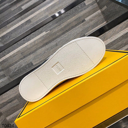 Fen Sneakers