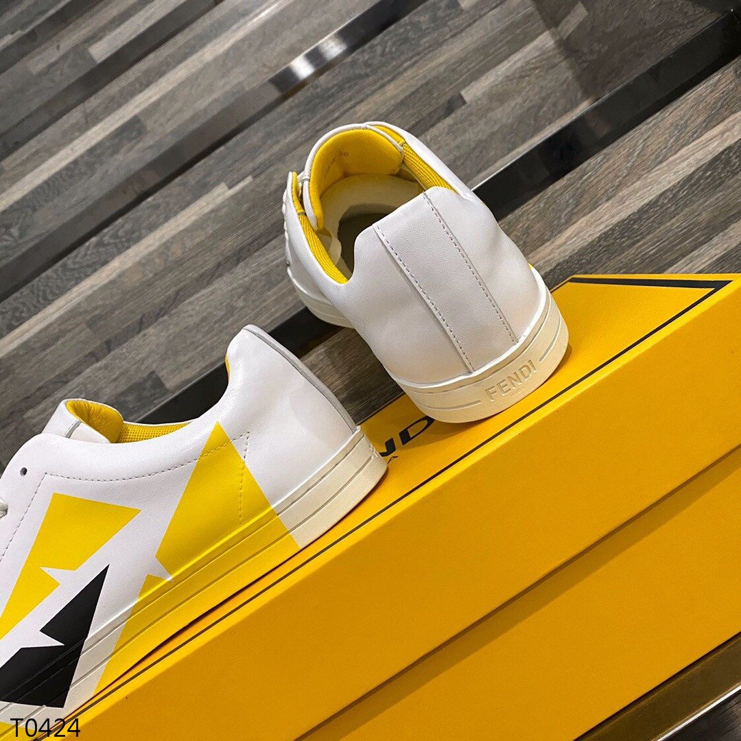 Fen Sneakers