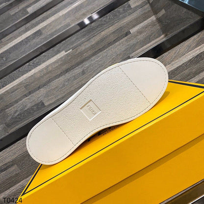 Fen Sneakers