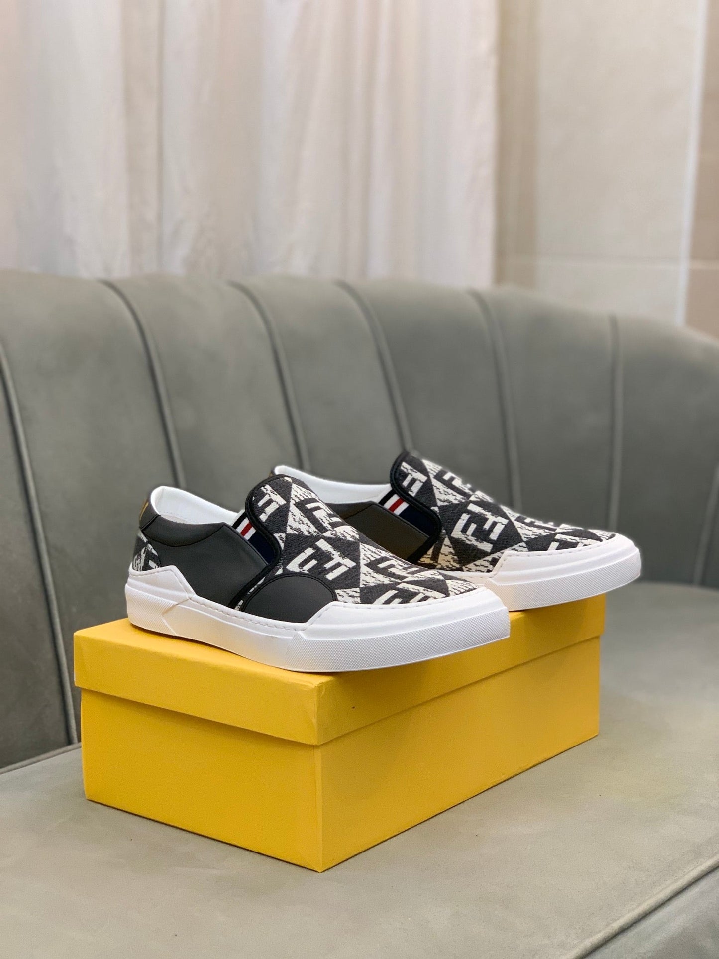 FEN  Sneakers Slip on 4 Color 's