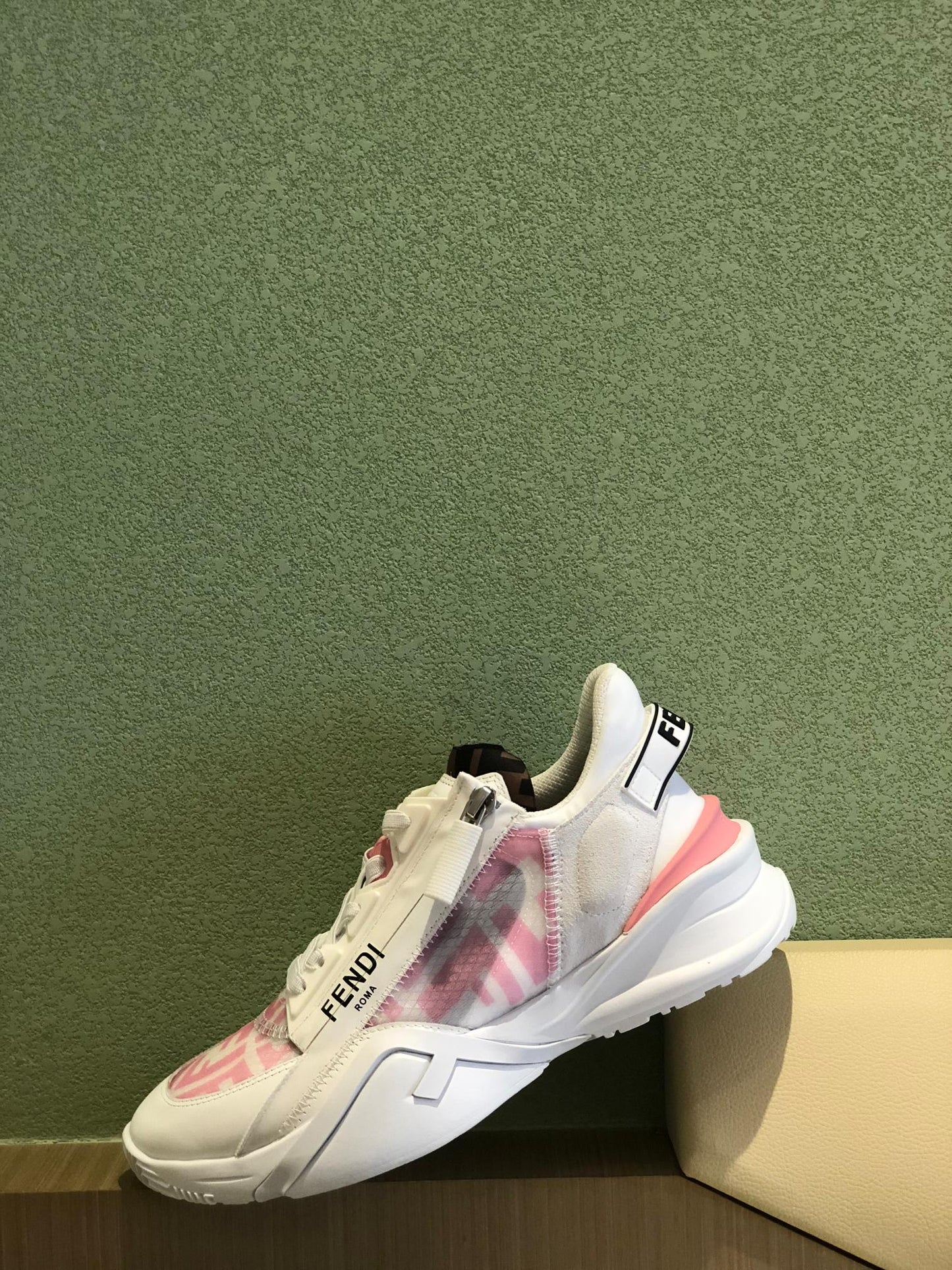 FEN Sneakers Flow