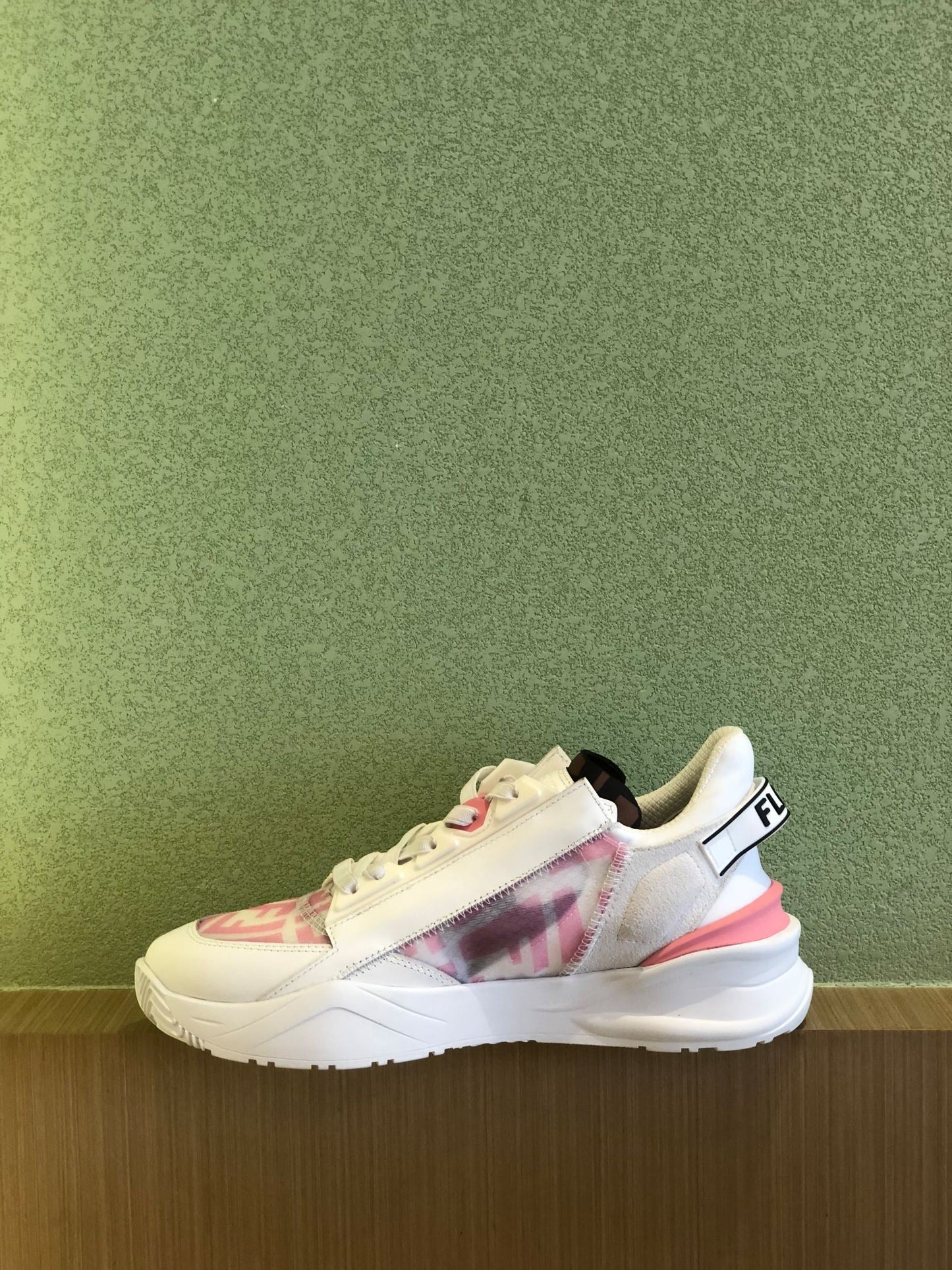 FEN Sneakers Flow