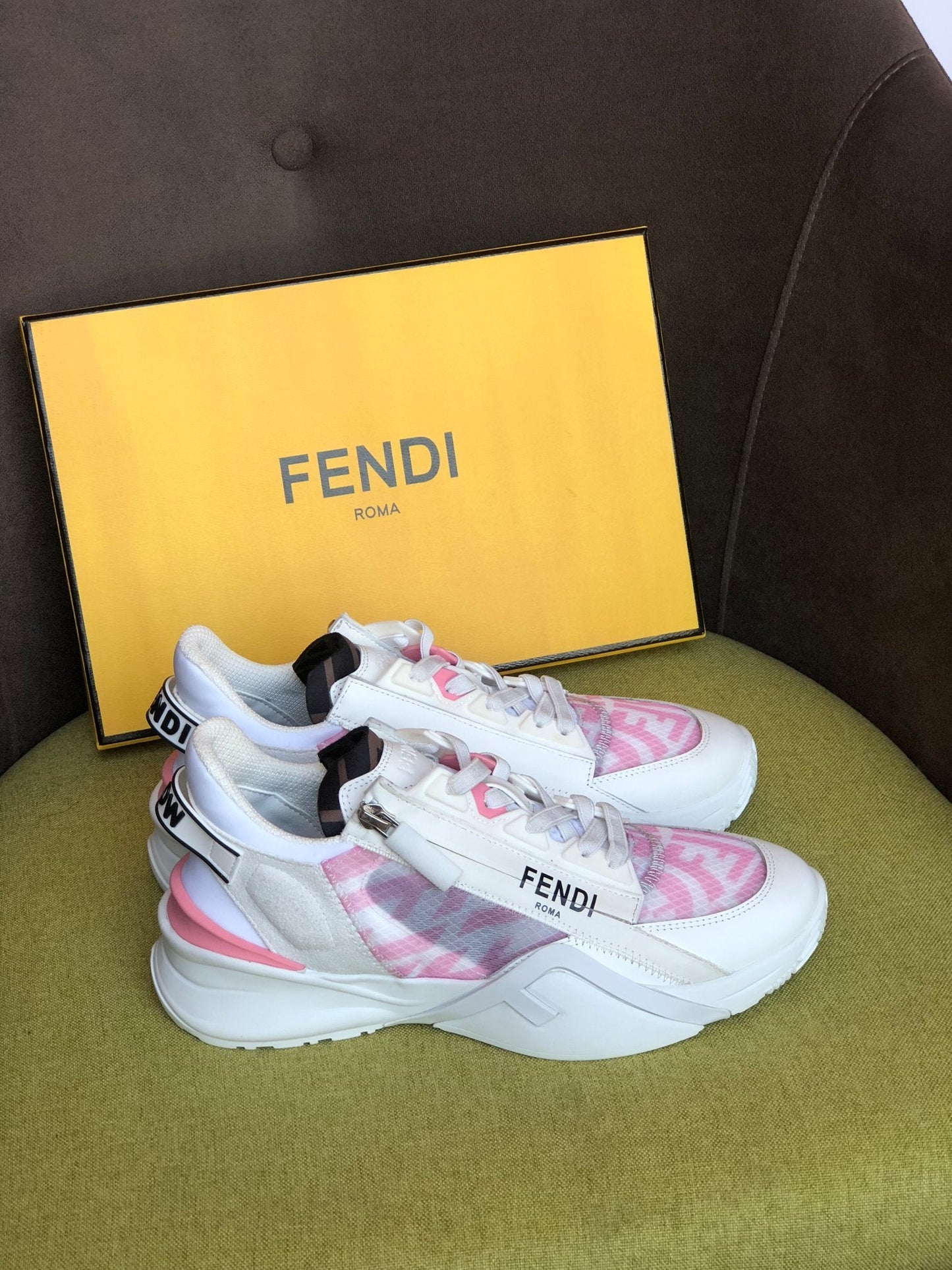 FEN Sneakers Flow