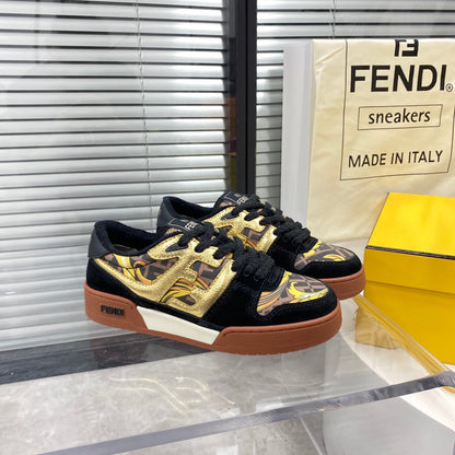 VRC vs FEN Sneakers  Woman  & Man