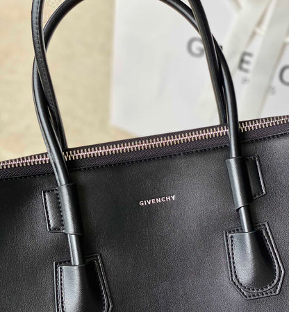 GIVENJY Shopping Bag  41 cm 2 Color 's