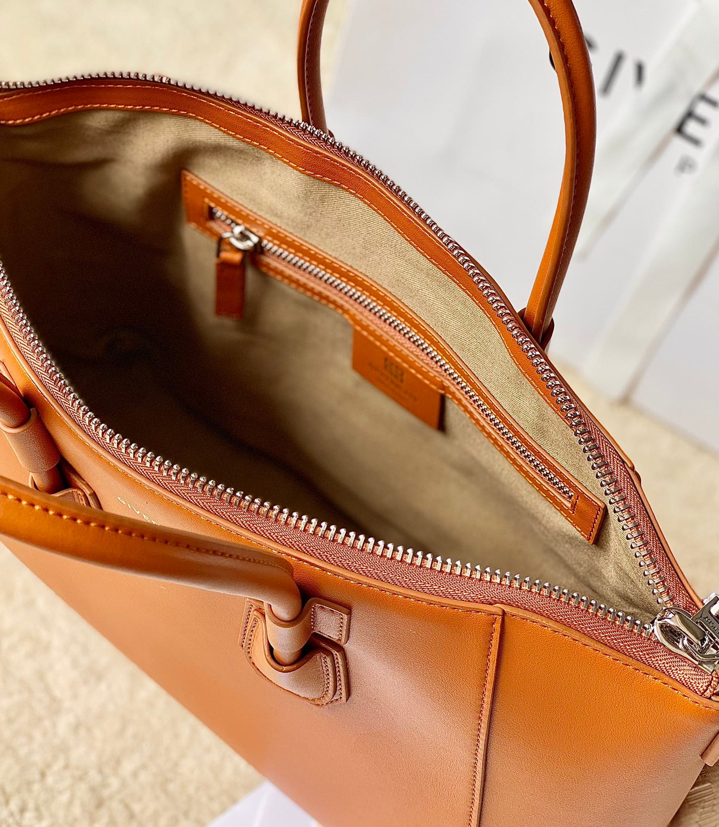 GIVENJY Shopping Bag  41 cm 2 Color 's