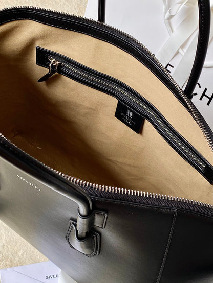 GIVENJY Shopping Bag  41 cm 2 Color 's