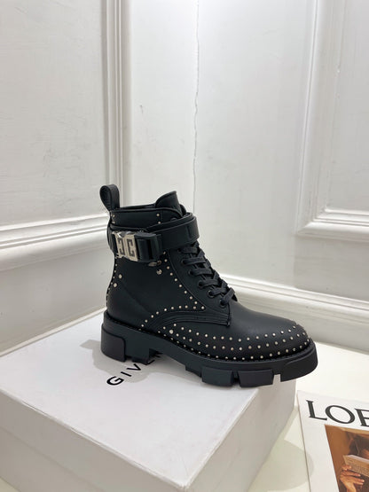 GIVENJY   Boots Low