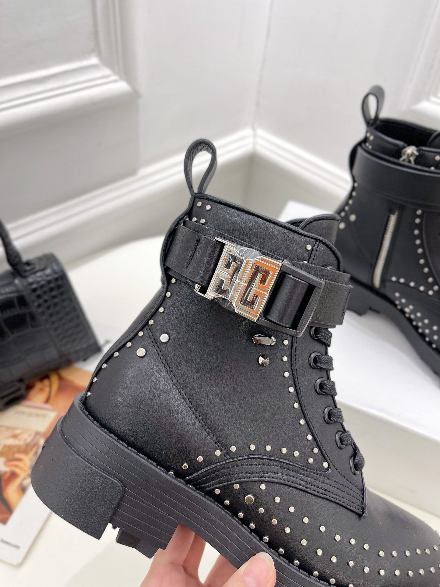 GIVENJY   Boots Low