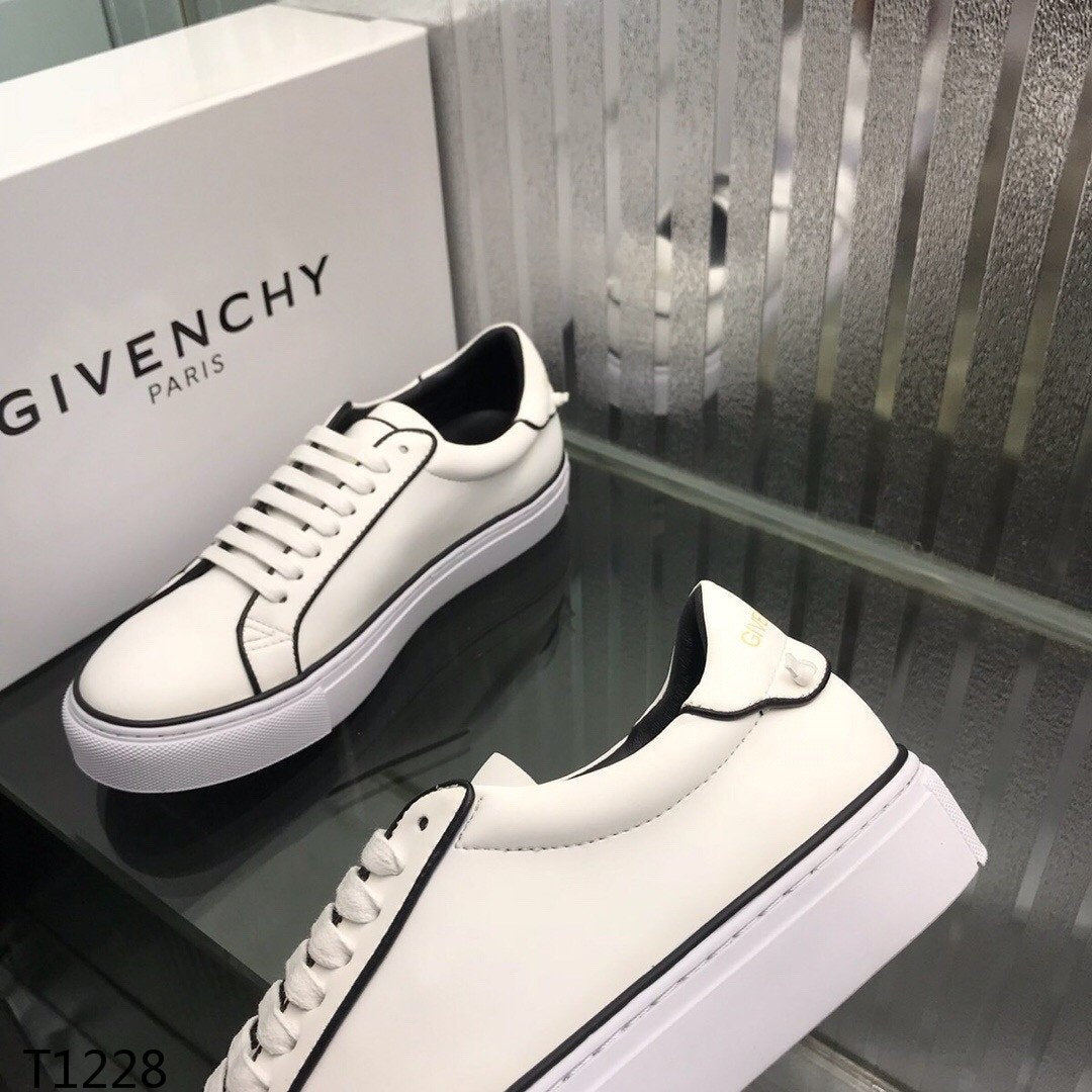 Givenjy Sneakers White Black