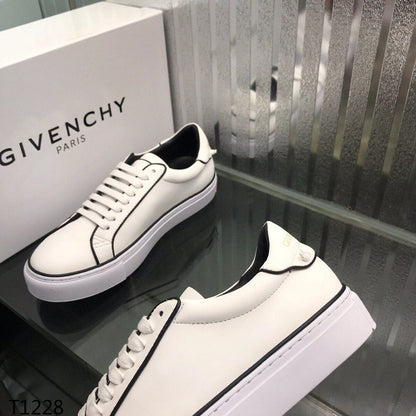 Givenjy Sneakers White Black