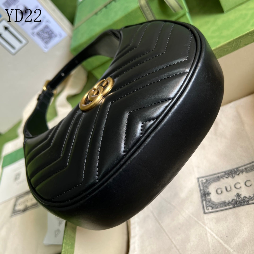 GU  Bag Marmont Half Moon