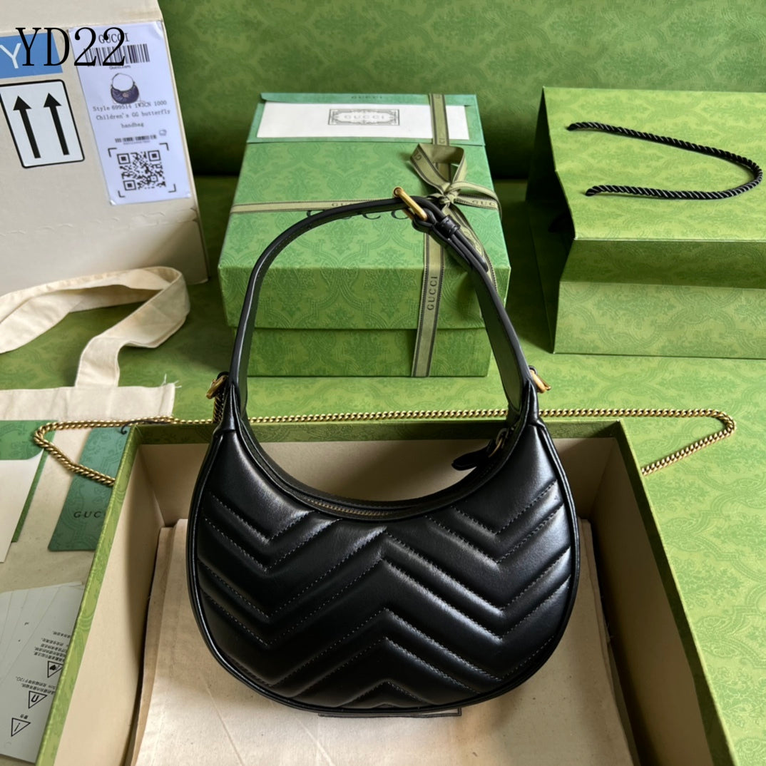 GU  Bag Marmont Half Moon