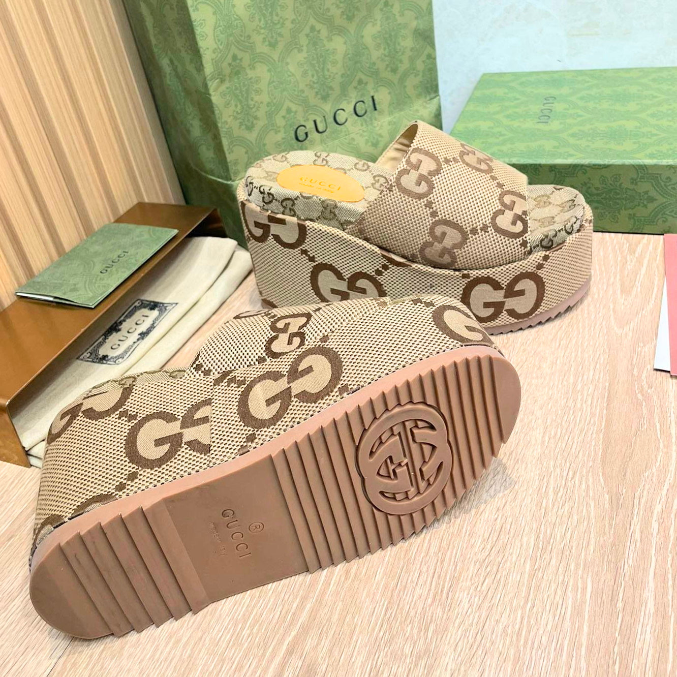 GU Slippers Platform Jumbo Monogram 12 cm