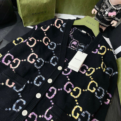 GU Sweater Pullover Woman Jacket
