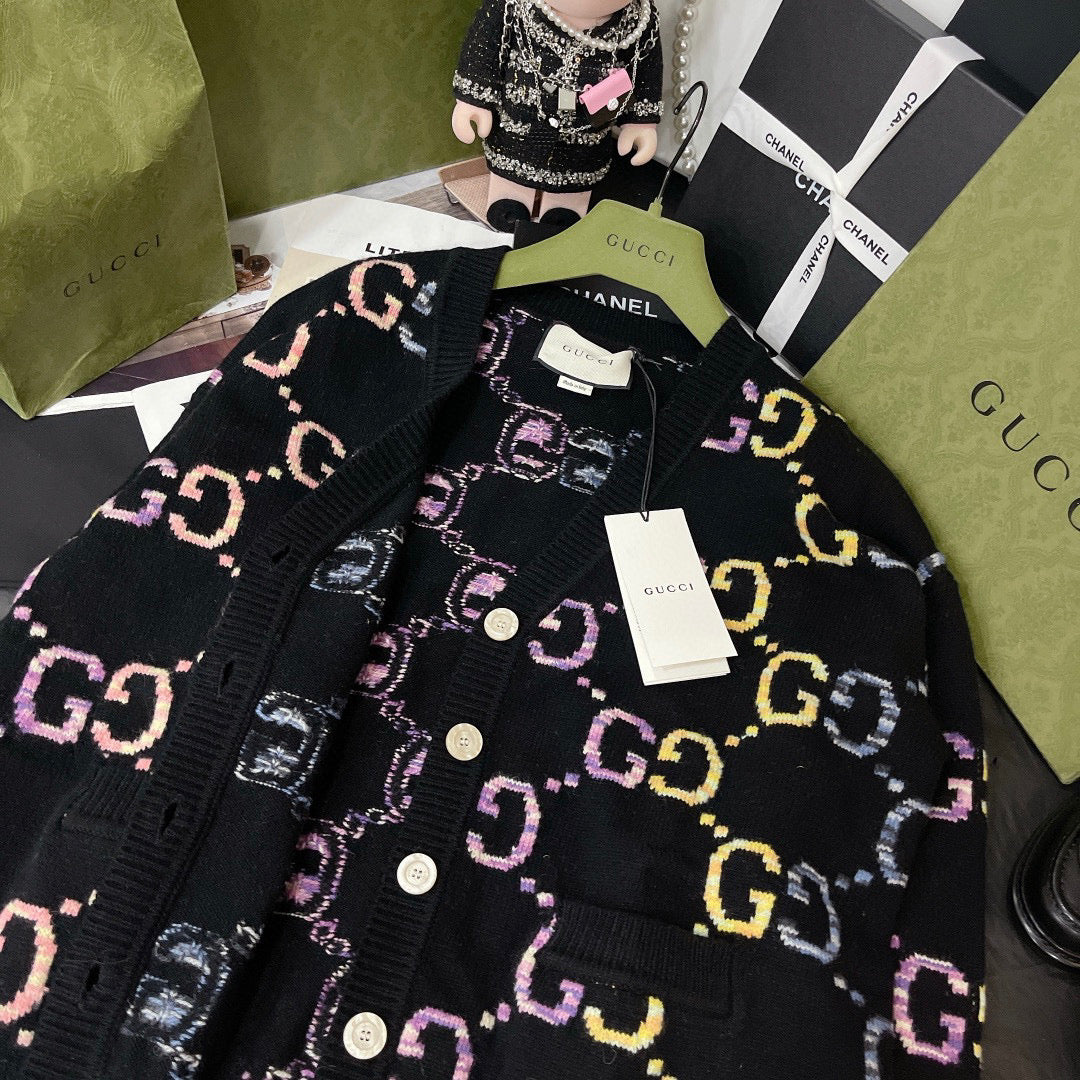 GU Sweater Pullover Woman Jacket