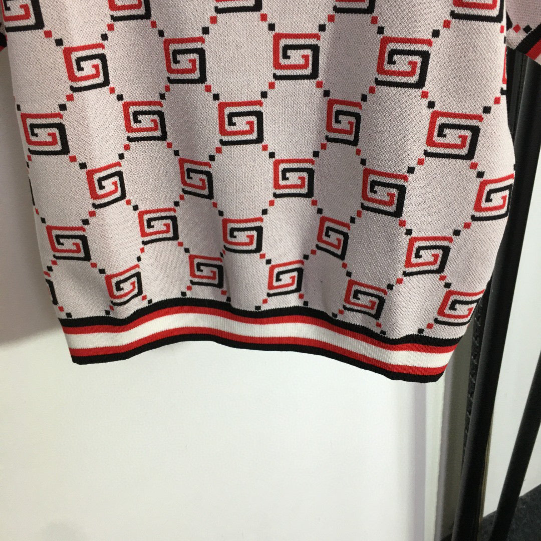 GU T-Shirt  Woman knitted Polo