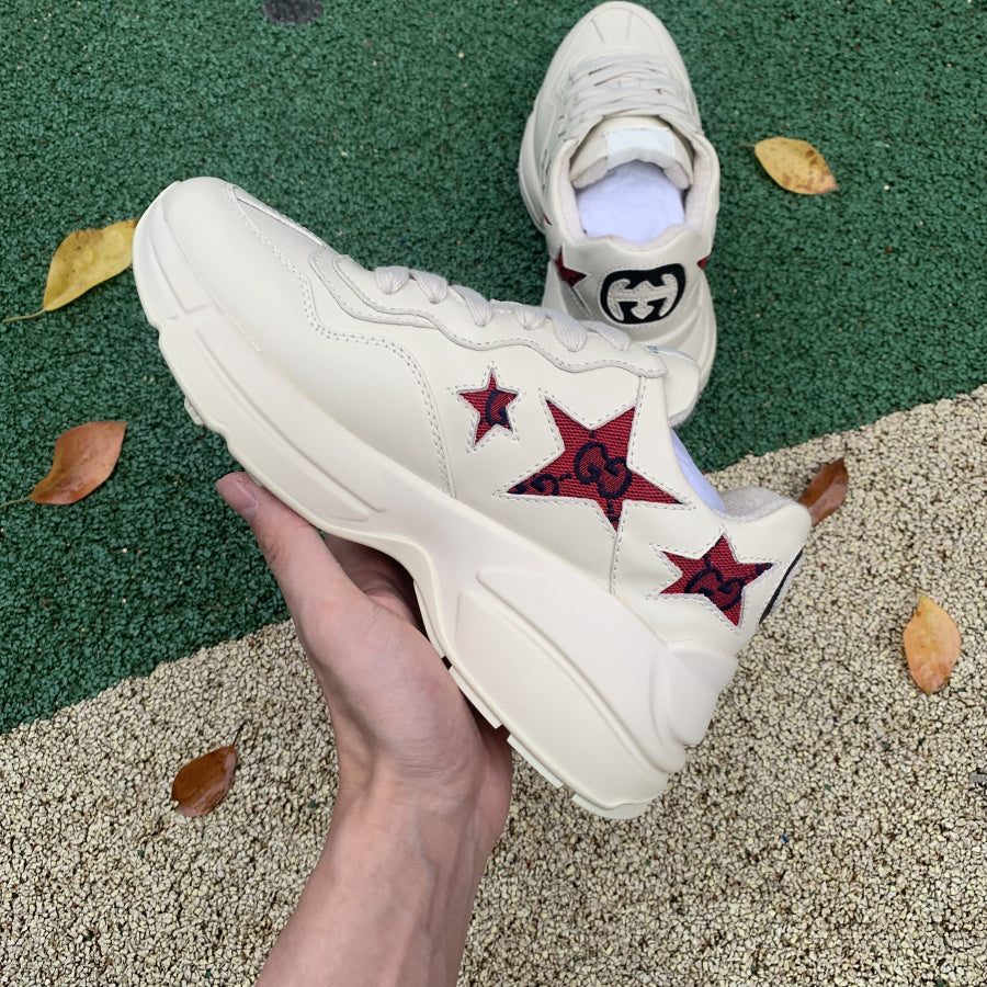 GU Sneakers Stars
