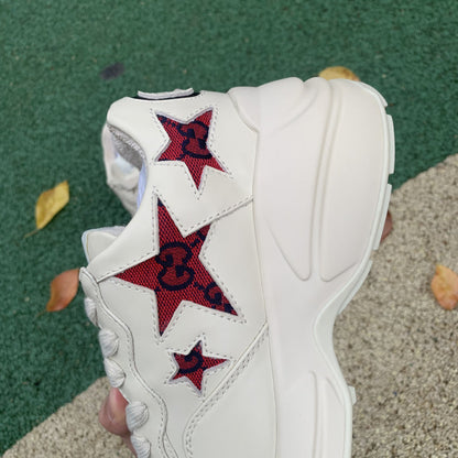 GU Sneakers Stars