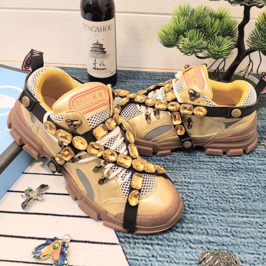 GU Sneakers Gold
