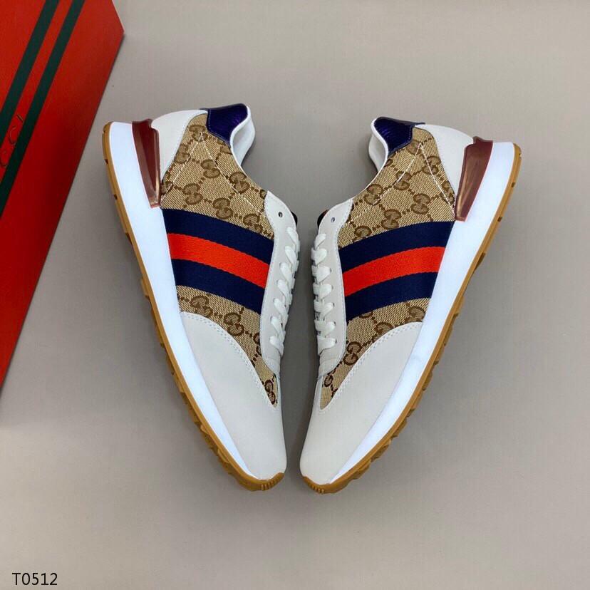 GU  Sneakers Brown