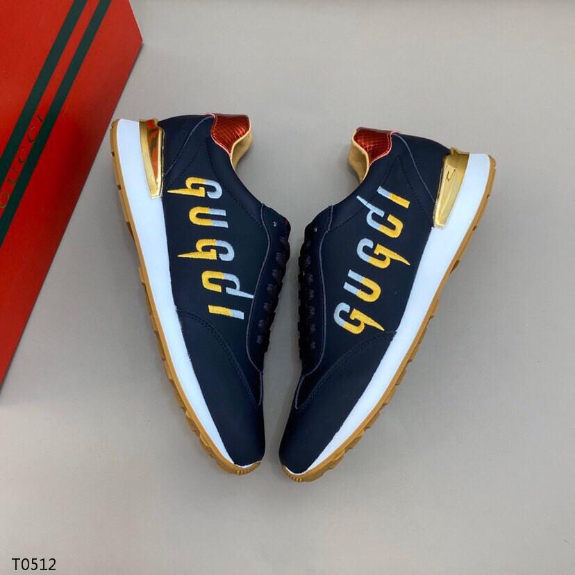 GU   Sneakers