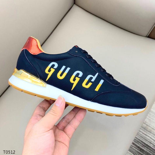 GU   Sneakers