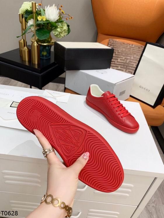 GU Sneakers Red
