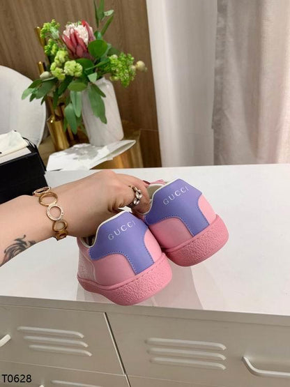 GU Sneakers Pink