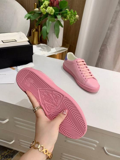 GU Sneakers Pink