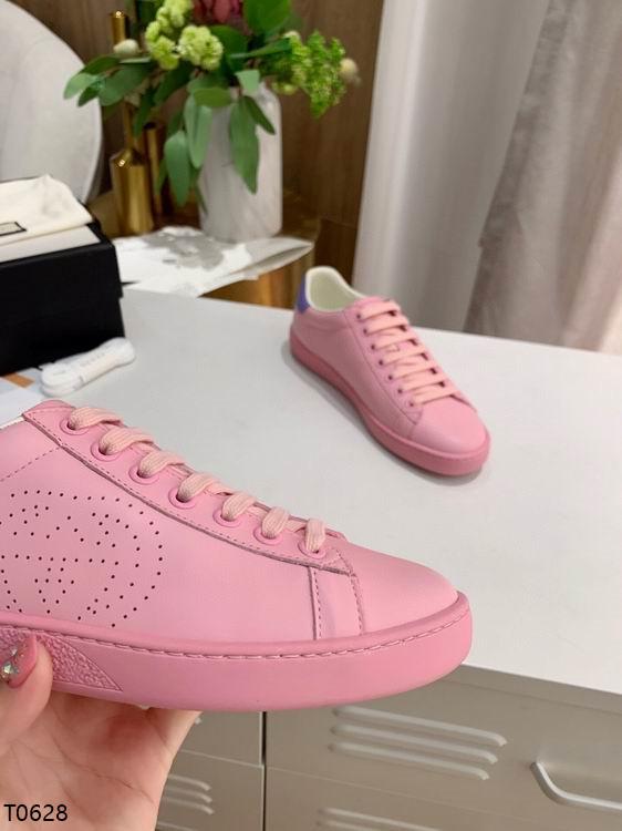 GU Sneakers Pink