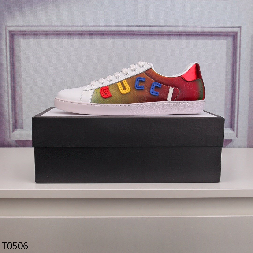 GU   Sneakers