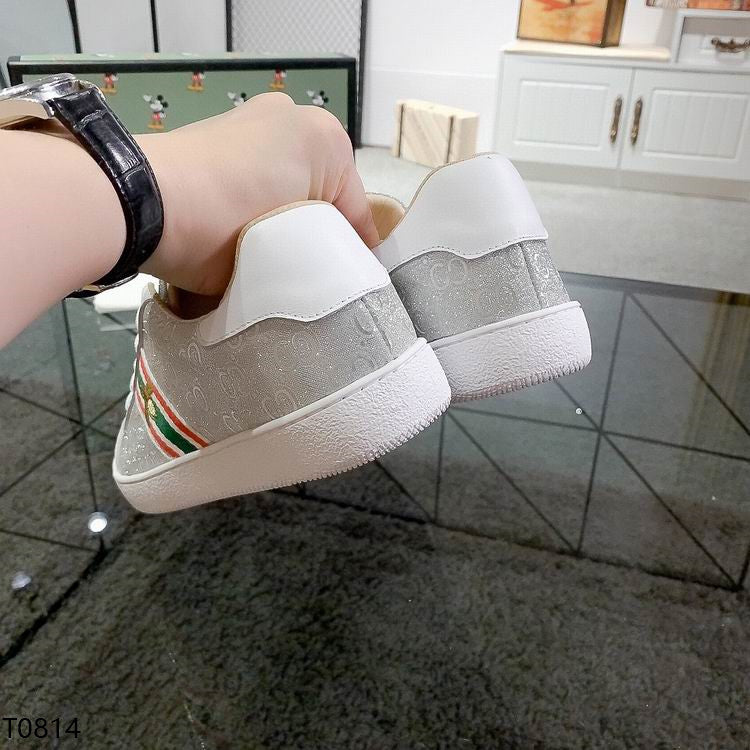 GU  Sneakers Silver