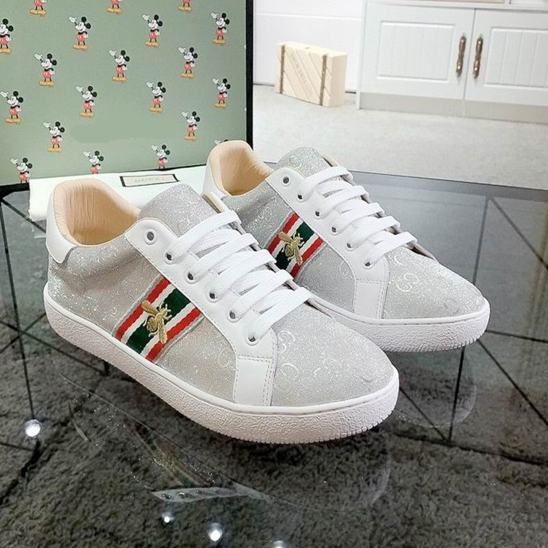 GU  Sneakers Silver